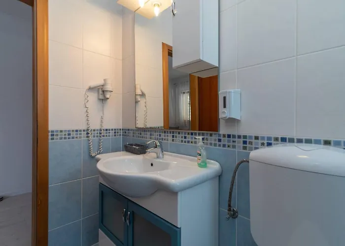 Stylish Triple With Balcony 3* Trogir